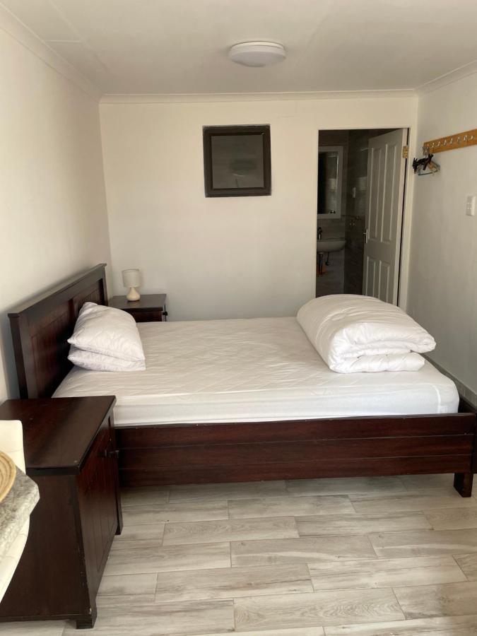 The Oasis Accommodation Lüderitz Buitenkant foto